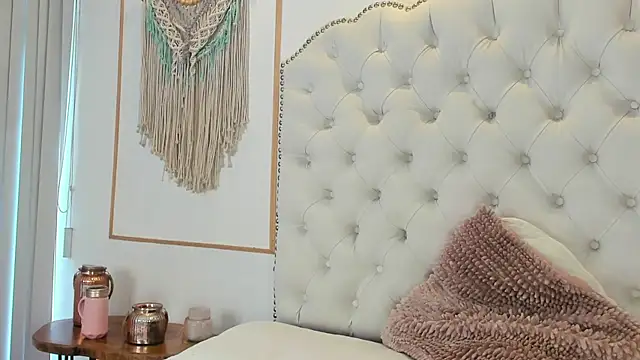 Sara funy online show from March 18, 2026, 12:30 pm