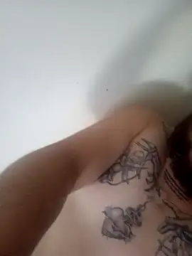 priscilaf online show from April 3, 2026, 10:57 am