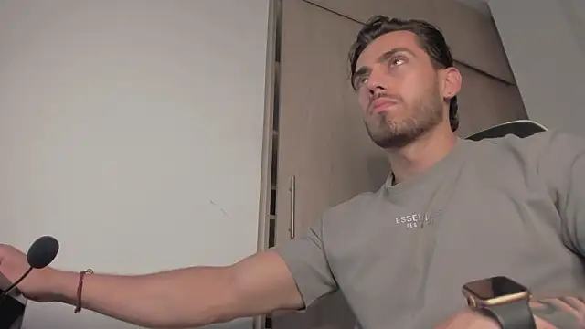 Axel  Blaze online show from March 17, 2026, 12:19 pm