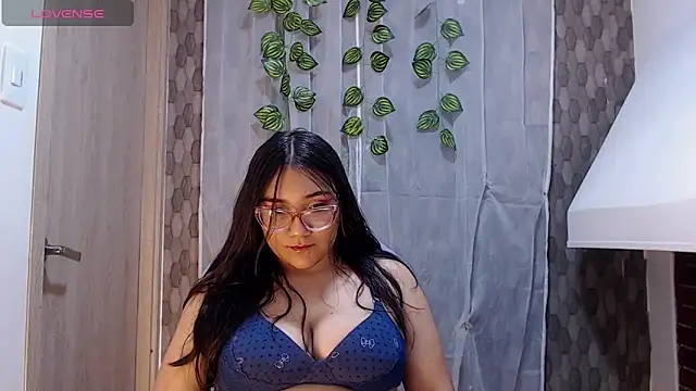 anyela donecm online show from March 27, 2026, 7:35 pm