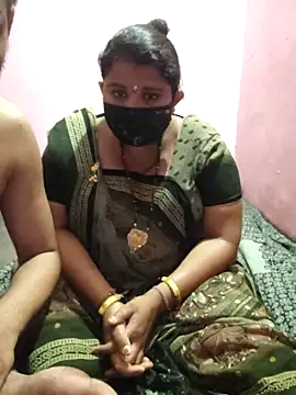 gujjuhotcouple online show from April 19, 2026, 6:10 pm