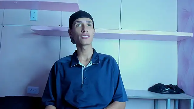 Snapshot of Thiagoduarte_ chatting on February 28, 2026, 11:44 am Thiagoduarte online show from February 28, 2026, 11:44 am