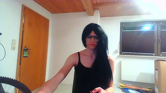 Lissi hotgirl online show from February 26, 2026, 7:35 pm