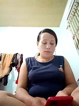 Snapshot of JenyLy68 chatting on February 26, 2026, 1:32 pm JenyLy68 online show from February 26, 2026, 1:32 pm