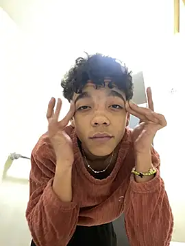 Snapshot of Jova181005 chatting on February 25, 2026, 6:23 am Jova181005 online show from February 25, 2026, 6:23 am