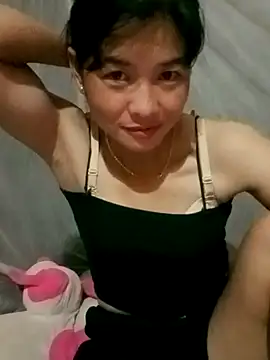rinrin7700 online show from May 18, 2026, 7:31 pm