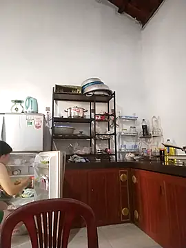 Ivy Trix2 online show from April 6, 2026, 3:15 am