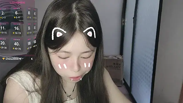 F-Yihao online show from March 12, 2026, 9:04 am