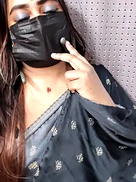 Snapshot of Cutie_Nila chatting on March 21, 2026, 5:12 am Cutie Nila online show from March 21, 2026, 5:12 am