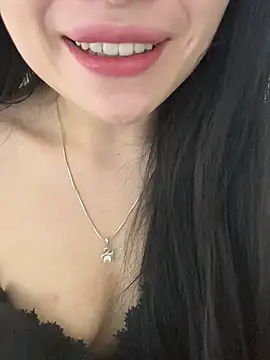 Snapshot of Tinn_tin chatting on June 28, 2026, 7:36 am Tinn tin online show from June 28, 2026, 7:36 am