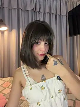 AitanaJhons  online show from July 14, 2026, 10:21 am