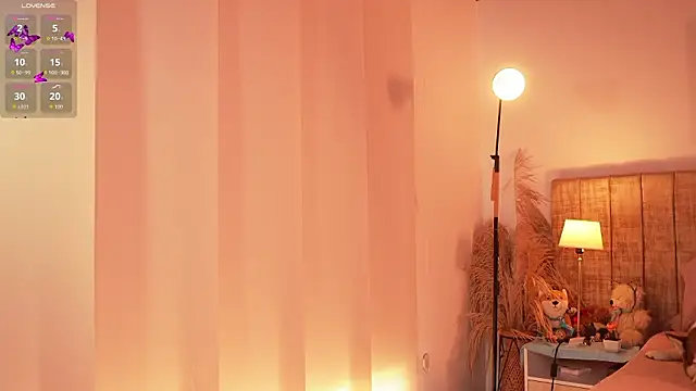 Lissanascott online show from March 25, 2026, 1:39 pm