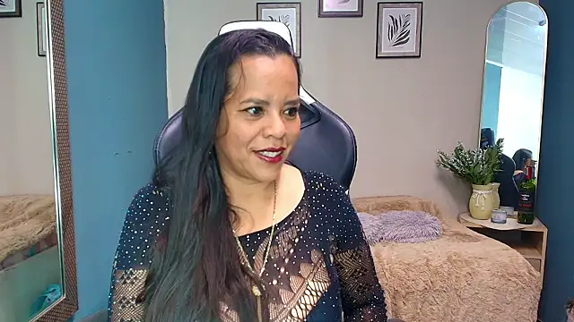 Snapshot of MaraSol chatting on March 4, 2026, 11:16 am MaraSol online show from March 4, 2026, 11:16 am