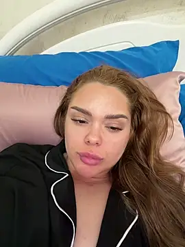 Kitty2490 online show from March 20, 2026, 1:49 pm