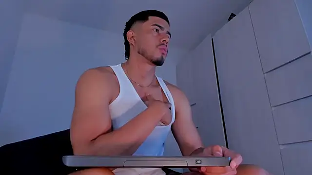 Snapshot of THADEO_KING2 chatting on March 23, 2026, 1:26 pm THADEO KING2 online show from March 23, 2026, 1:26 pm