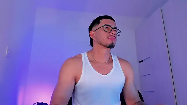 Snapshot of THADEO_KING2 chatting on April 12, 2026, 10:26 pm THADEO KING2 online show from April 12, 2026, 10:26 pm