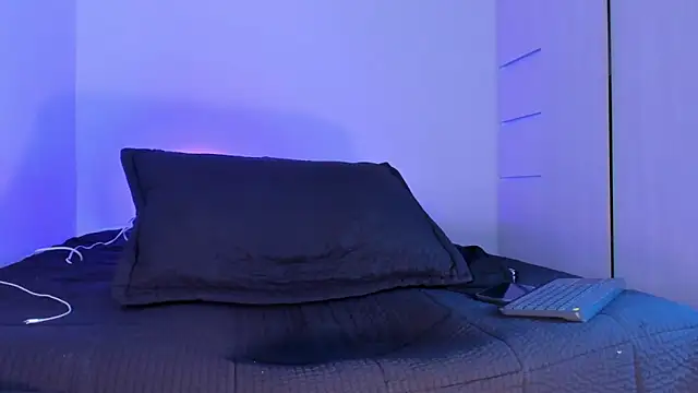 Snapshot of THADEO_KING2 chatting on April 16, 2026, 4:19 pm THADEO KING2 online show from April 16, 2026, 4:19 pm