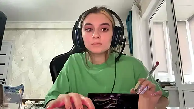 Snapshot of PluralPalaver chatting on February 26, 2026, 7:07 am PluralPalaver online show from February 26, 2026, 7:07 am