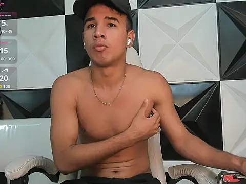 Snapshot of Damondark chatting on February 28, 2026, 2:18 pm Damondark online show from February 28, 2026, 2:18 pm