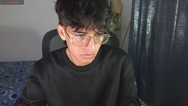 noah millerx online show from May 21, 2026, 4:30 am