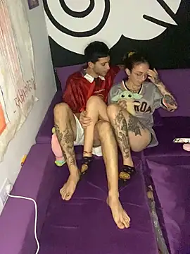 parejahot77 online show from March 10, 2026, 2:27 am