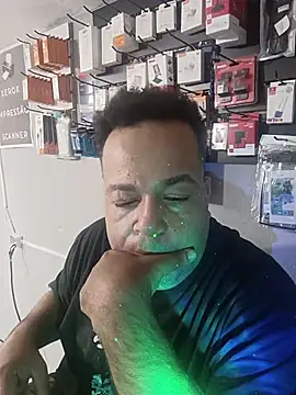 UrsoBissexualPauGrosso online show from May 10, 2026, 2:39 am