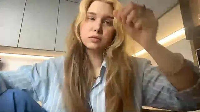 Snapshot of ShariLappas chatting on February 28, 2026, 10:16 am ShariLappas online show from February 28, 2026, 10:16 am