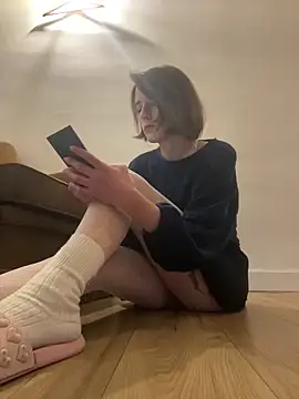 Kamorana online show from March 5, 2026, 12:45 pm