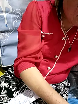 phay79 online show from April 12, 2026, 2:44 pm