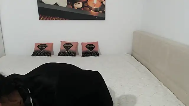 Snapshot of NickyHotXO chatting on March 27, 2026, 5:13 am NickyHotXO online show from March 27, 2026, 5:13 am