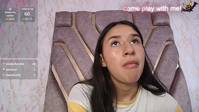 LilyRossi  online show from April 15, 2026, 7:58 pm