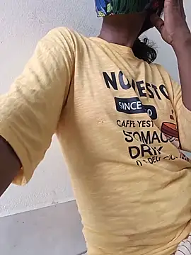 Snapshot of Nishit_pari-03 chatting on June 9, 2026, 1:39 am Nishit pari-03 online show from June 9, 2026, 1:39 am