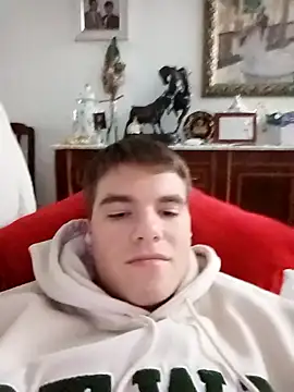 Snapshot of Alejandro27003 chatting on February 26, 2026, 5:34 pm Alejandro27003 online show from February 26, 2026, 5:34 pm