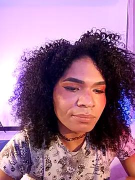 Snapshot of V-nus chatting on April 16, 2026, 4:57 am V-nus online show from April 16, 2026, 4:57 am