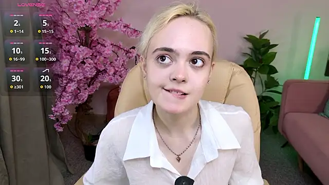 Bambi Bloom online show from March 29, 2026, 5:29 am