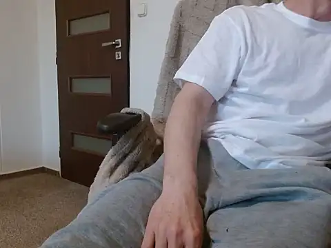 Sokarek online show from April 21, 2026, 4:41 am