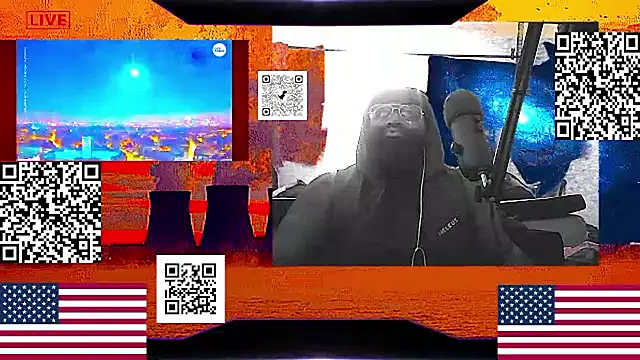 Snapshot of RussellTaylorLacy chatting on May 15, 2026, 6:26 pm RussellTaylorLacy online show from May 15, 2026, 6:26 pm