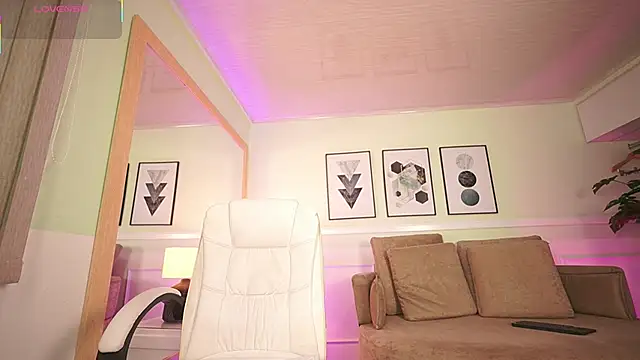 Snapshot of MandyCollins chatting on April 1, 2026, 11:33 am MandyCollins online show from April 1, 2026, 11:33 am