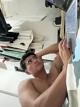 David-latinlover online show from March 4, 2026, 6:14 pm