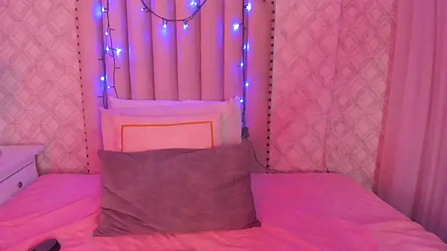 mika doll online show from April 14, 2026, 3:34 am