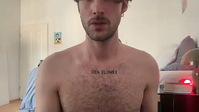 Snapshot of DESEXCAM chatting on February 27, 2026, 10:04 am DESEXCAM online show from February 27, 2026, 10:04 am