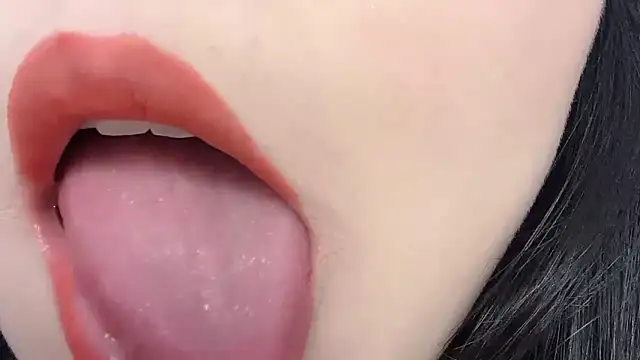 Susu-36E online show from April 21, 2026, 10:32 am