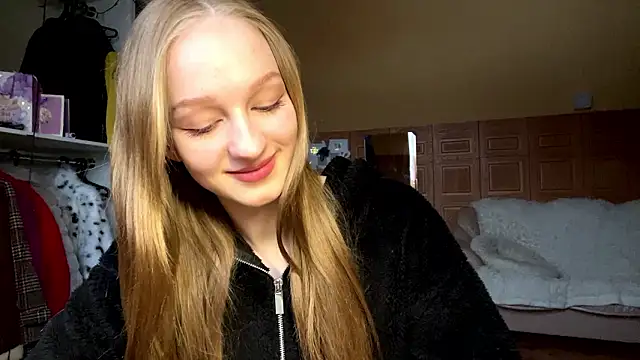 Anika Socutehe online show from March 2, 2026, 1:40 pm