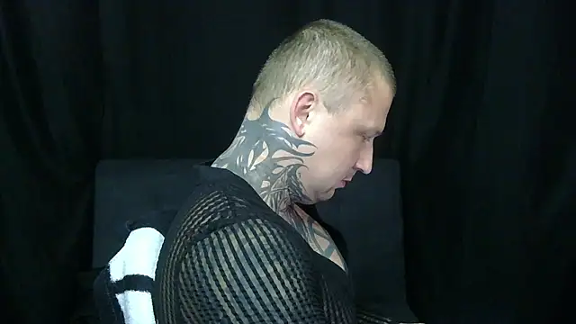 Snapshot of devilWithTats chatting on May 21, 2026, 12:12 pm devilWithTats online show from May 21, 2026, 12:12 pm