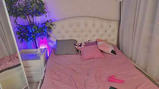 Nami Umi online show from April 1, 2026, 10:29 pm