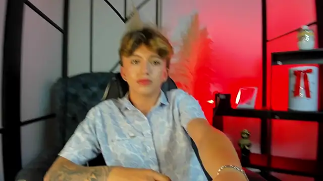 ManuelPiper  online show from March 1, 2026, 9:06 pm