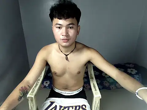 Snapshot of Onlyloverhugedan chatting on March 3, 2026, 12:00 pm Onlyloverhugedan online show from March 3, 2026, 12:00 pm