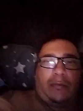 Snapshot of Daniel1016h chatting on February 27, 2026, 9:04 pm Daniel1016h online show from February 27, 2026, 9:04 pm