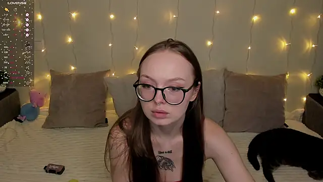 Snapshot of Ivy_toxic0 chatting on February 28, 2026, 6:31 pm Ivy toxic0 online show from February 28, 2026, 6:31 pm