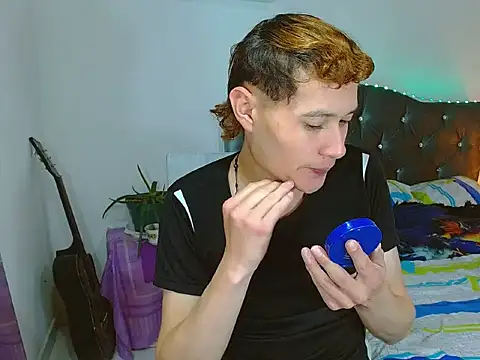  Santi2 online show from April 10, 2026, 12:49 am